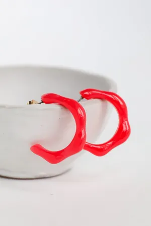 Amy Acrylic Wavy Hoop Earrings