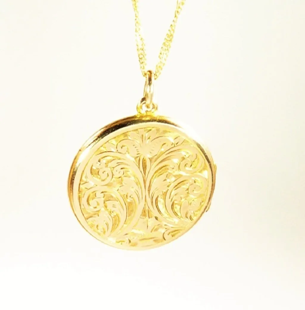 Fully Hallmarked Antique Rose Gold Locket 1919 With Ornate 50 cm Chain Somers & Eccles