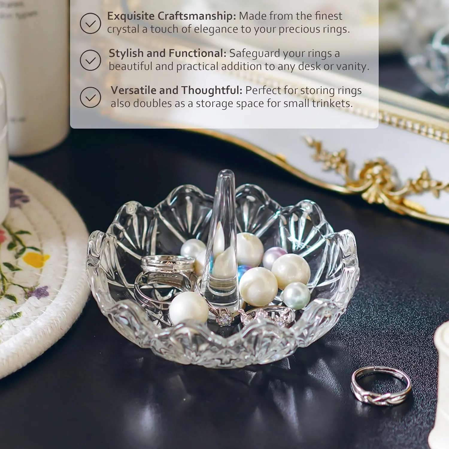 H&D HYALINE & DORA Clear Crystal Ring Holder, Glass Jewelry Dish, Display for Wedding, Wavy Shape Gift for Mom, Wife, Girl