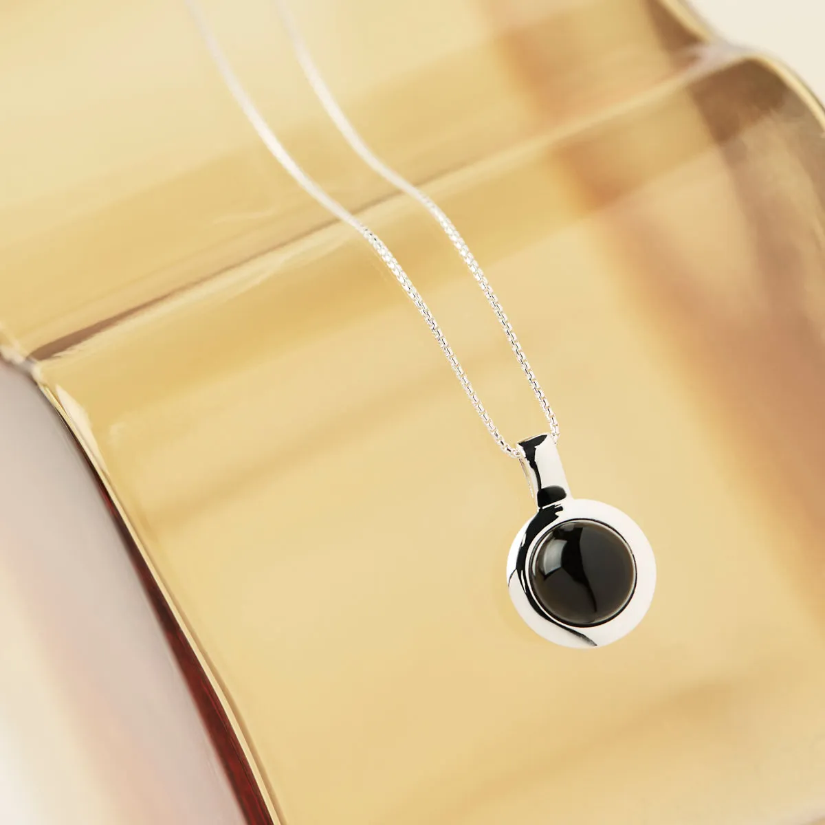 Husk Onyx Small Necklace (45cm ext)