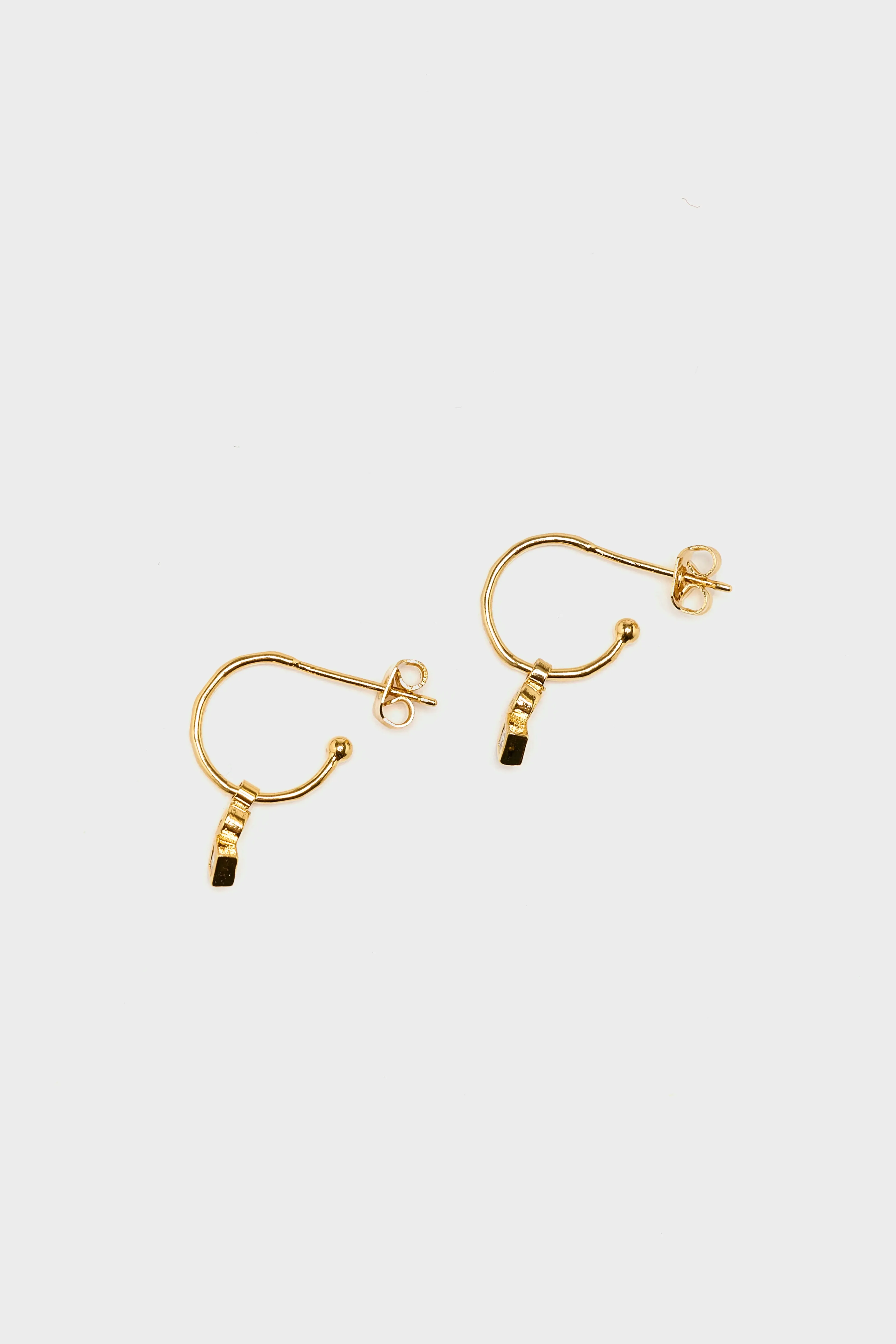 Idylle Hoop Earrings  (251 / W / GOLD)