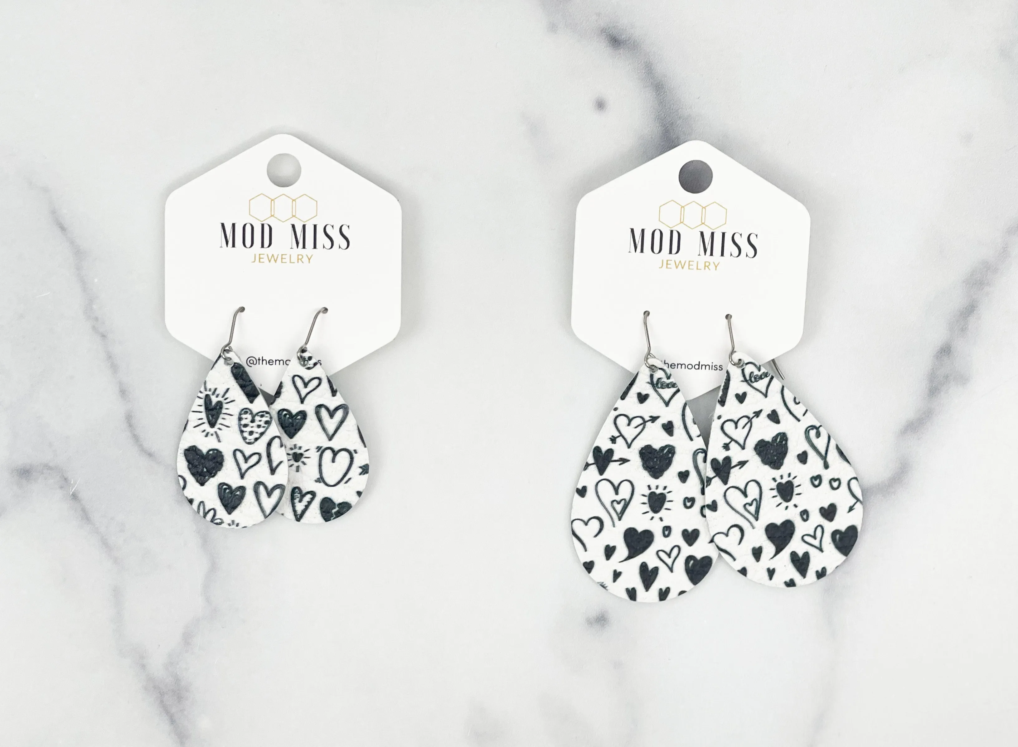 Leather Teardrop Earring Black&White Hearts